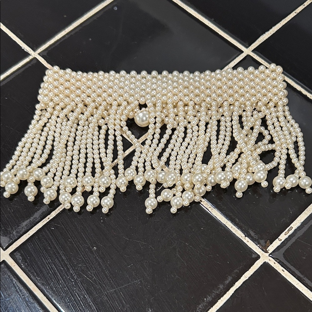 Elegant Pearl Fringe Choker Necklace
